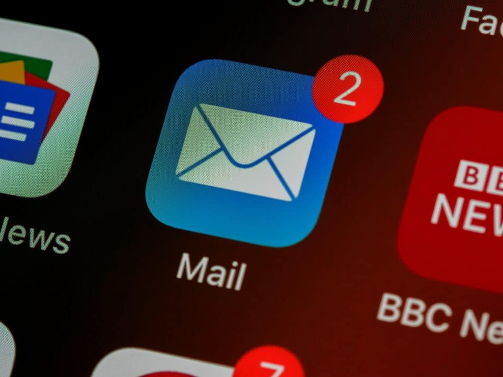 Image showing the icon for iOS Mail app with two new mails